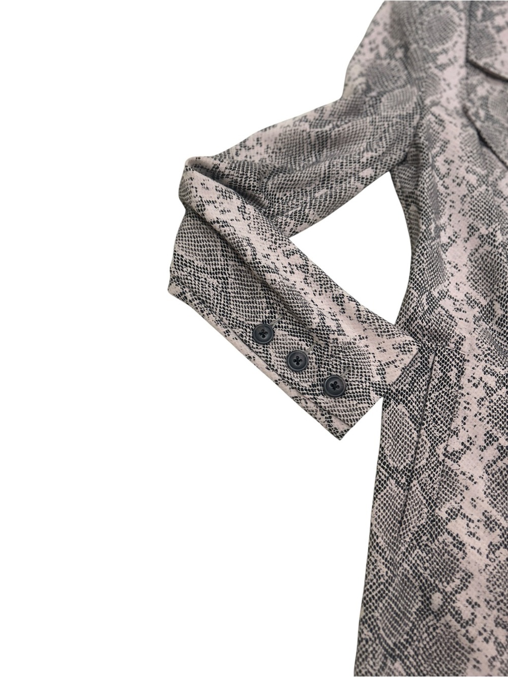 Nwot CAbi Neutral king cobra Snake-Print Trench Coat Beige and Gray size small - Picture 10 of 13